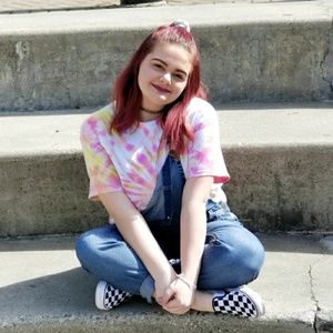 Meet your Posher, Alyssa